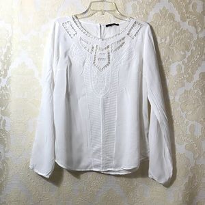 Pretty white blouse